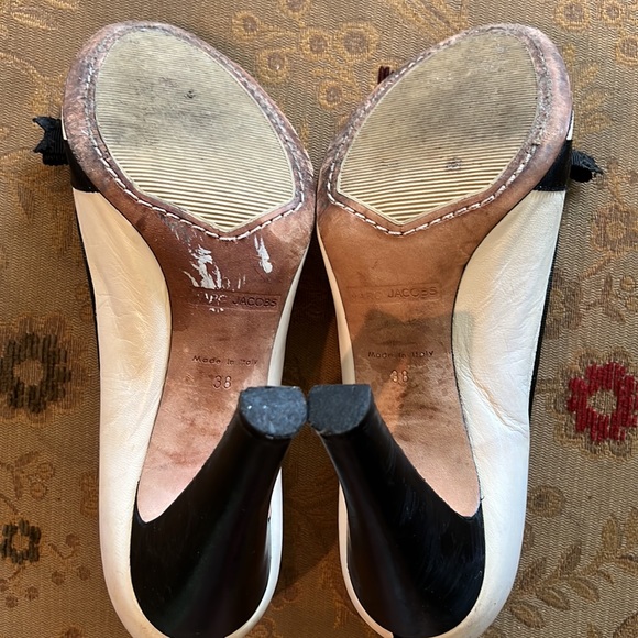 3/$36 Marc Jacobs Bow Heel - Picture 8 of 10